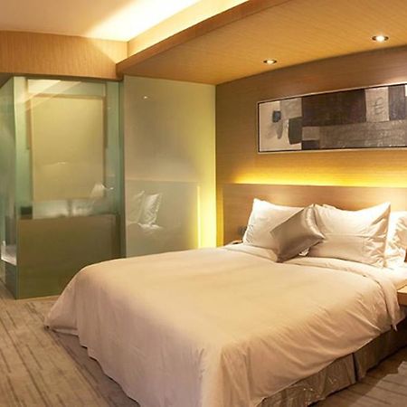 Logosun Hotel Wuhan Luaran gambar